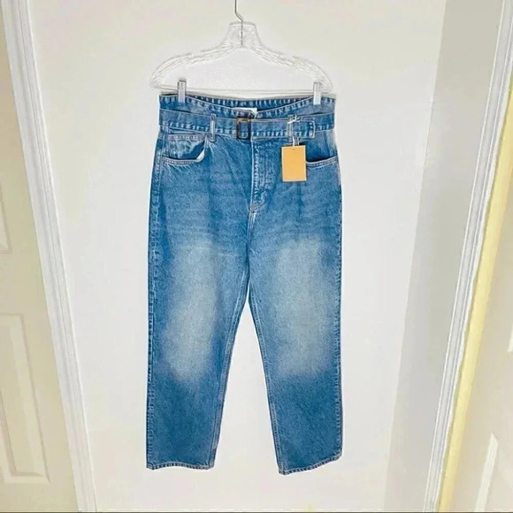 NWT Reformation Cynthia Belted High Rise Straight Jeans in Kama Medium Wash - Picture 2 of 7